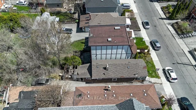 Additional image 5 of 62 Livingstone Ave