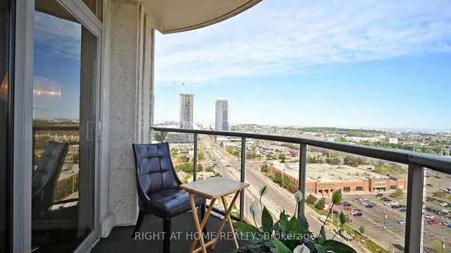 Additional image 27 of 35 Kingsbridge Garden Circ Unit 2108