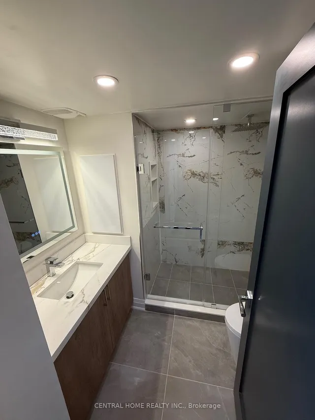 Additional image 10 of 85 Skymark Dr Unit 1602