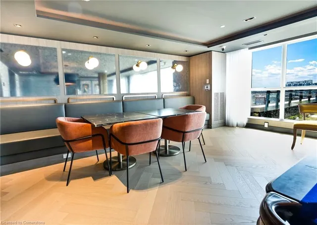 Additional image 15 of 405 Dundas St