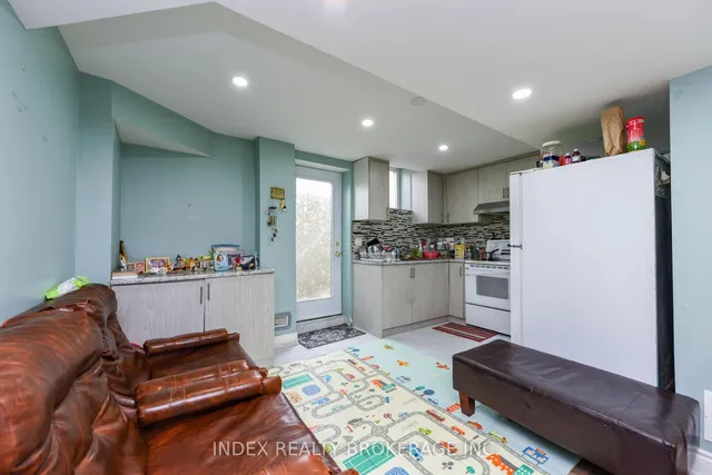 Additional image 44 of 18 Drinkwater Rd