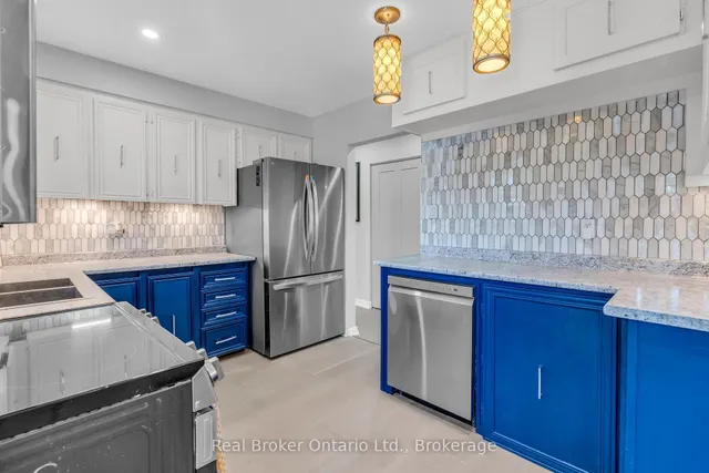 Additional image 9 of 692 Woodview Rd