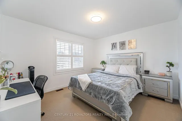 Additional image 18 of 66 Kalmia Rd