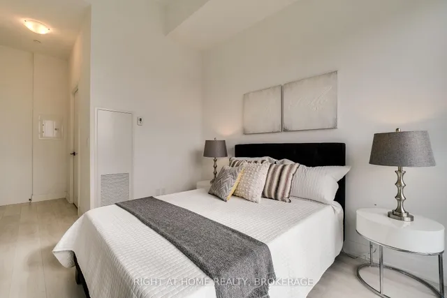 Additional image 35 of 2485 Taunton Rd Unit 345