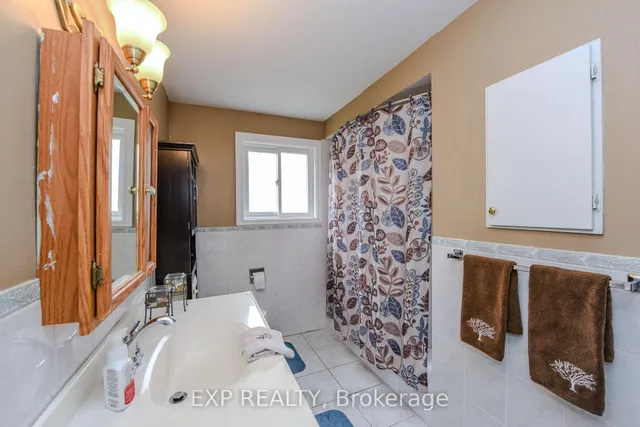 Additional image 26 of 23 Sandmere Ave