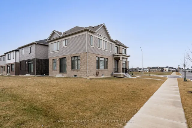 Additional image 43 of 96 Yale Dr