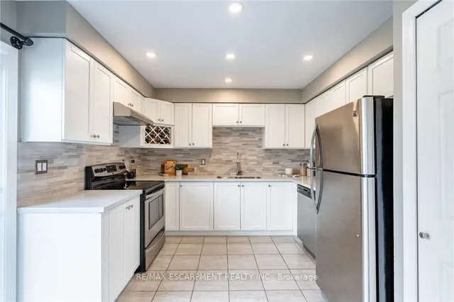 Additional image 12 of 15 Elford Cres