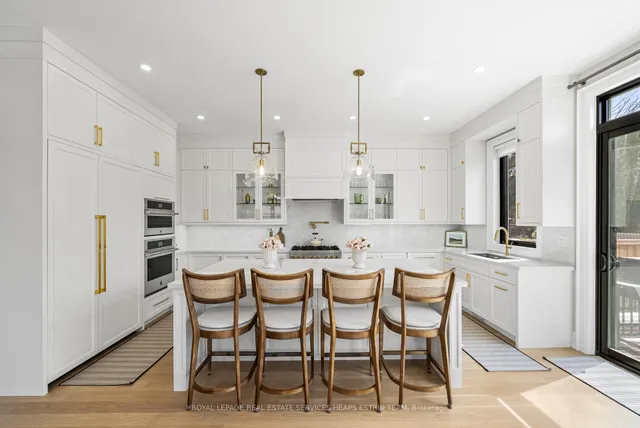 Additional image 11 of 5 Taylor Dr