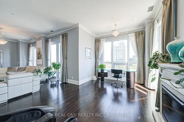 Additional image 13 of 21 Clairtrell Rd Unit Ph701