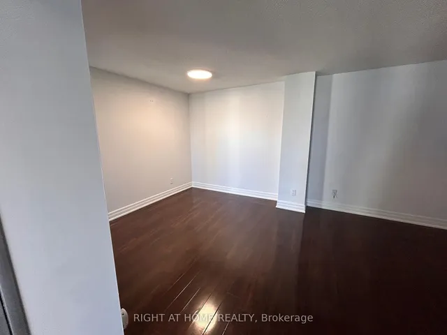 Additional image 7 of 3695 Kaneff Cres Unit Sph09