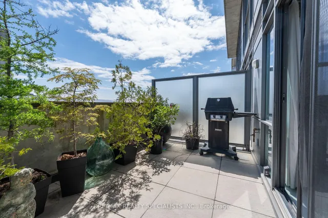 Additional image 18 of 8 Gladstone Ave Unit PH 705