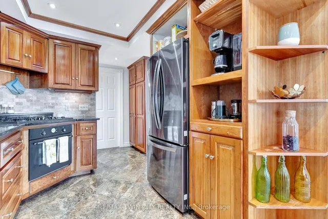 Additional image 17 of 103 Belleview Ave