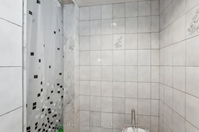 Additional image 32 of 924 Glencairn Ave