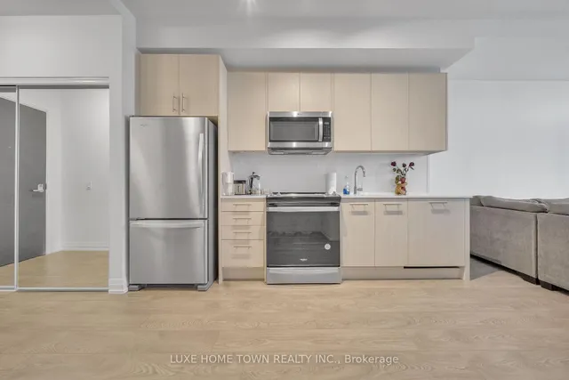 Additional image 13 of 286 Main St Unit 810