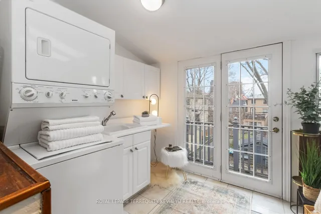 Additional image 20 of 23 Kenneth Ave