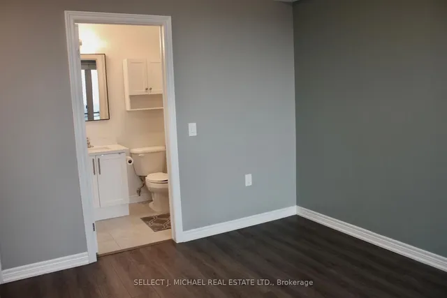 Additional image 16 of 2750 King St Unit 704