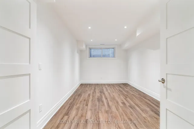 Additional image 25 of 520 Manning Ave