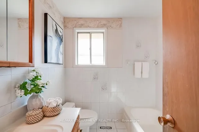 Additional image 25 of 363 East Side Cres