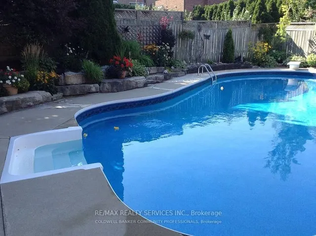 Additional image 48 of 41 Christie Dr