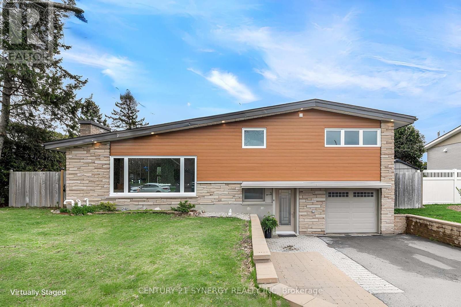 3 GAYNOR PLACE|Ottawa, Ontario K2H5R8