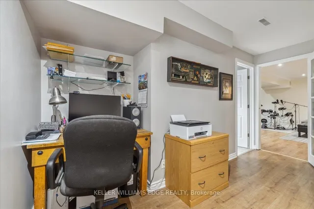 Additional image 34 of 2301 Cavendish Dr Unit 150