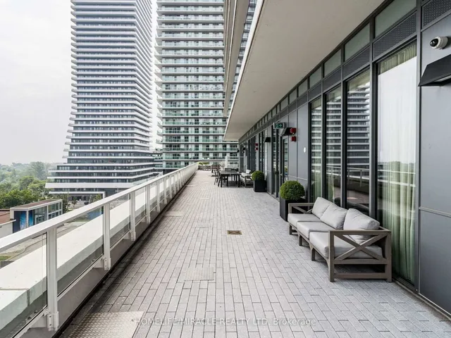 Additional image 26 of 70 Annie Craig Dr Unit 1001