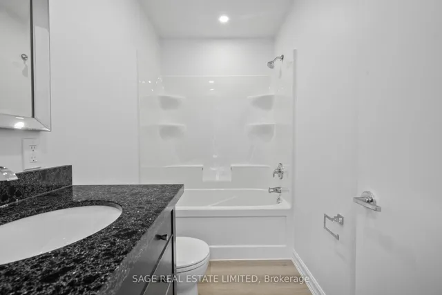 Additional image 21 of 25 Chamberlain Ave