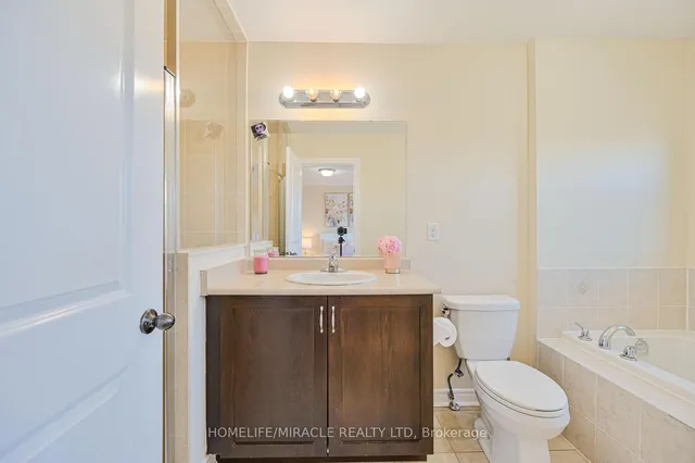 Additional image 33 of 26 Hogan Manor Dr