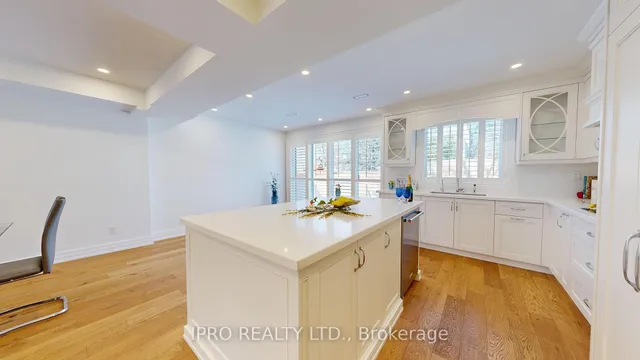 Additional image 14 of 98 Poyntz Ave