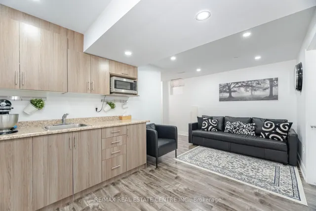 Additional image 40 of 36 Callalily Rd