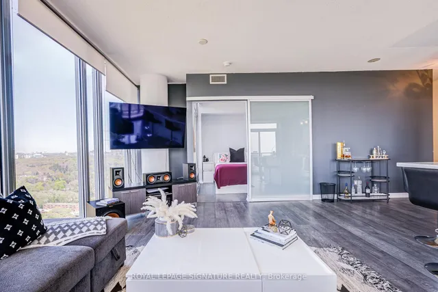 Additional image 21 of 105 The Queensway N/A Unit 2710