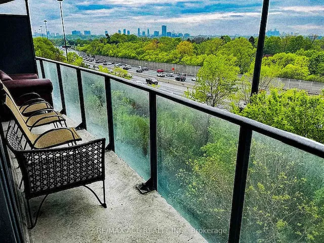 Additional image 22 of 18 Valley Woods Rd Unit 605