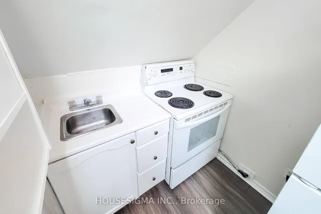 Additional image 35 of 46 Ottawa St