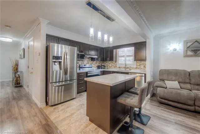 Additional image 11 of 30 Everglade Cres