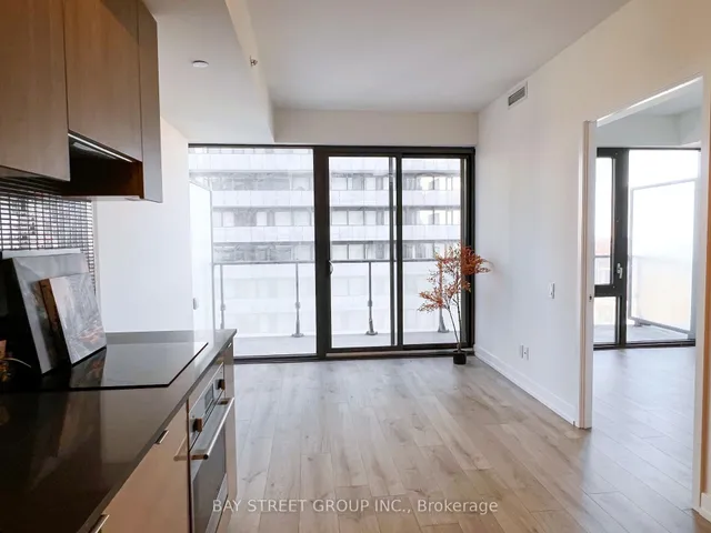 Additional image 3 of 161 Roehampton Ave Unit 2707