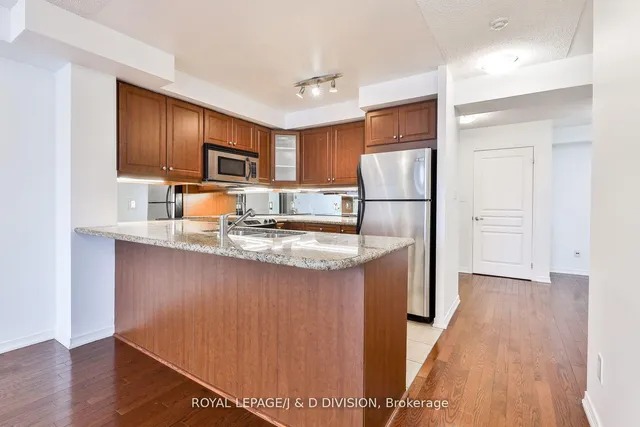 Additional image 14 of 308 Palmerston Ave Unit 506