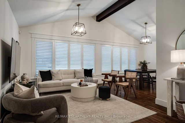 Additional image 11 of 157 LAURIER Ave