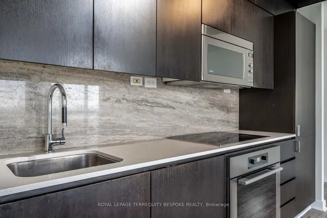 Additional image 13 of 15 Iceboat Terr Unit 2109