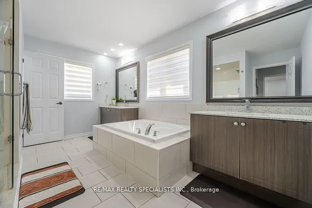 Additional image 24 of 52 Abercrombie Cres