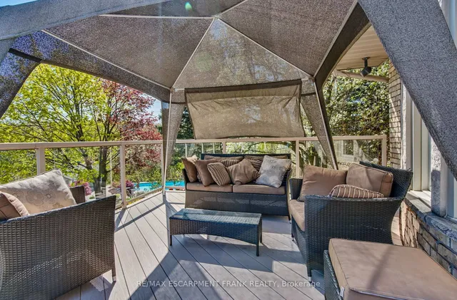 Additional image 39 of 59 Elodia Crt