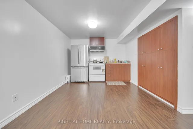 Additional image 42 of 83 River Rock Cres