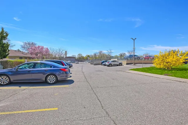 Additional image 33 of 346 The West Mall N/A Unit 405