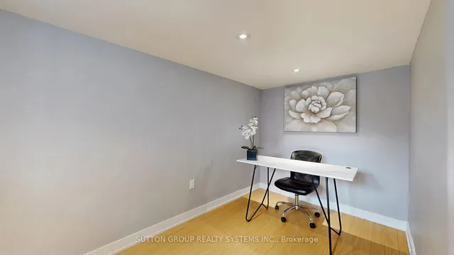 Additional image 10 of 48 Bicknell Ave