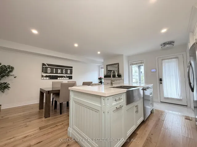 Additional image 16 of 82 Roxton Rd