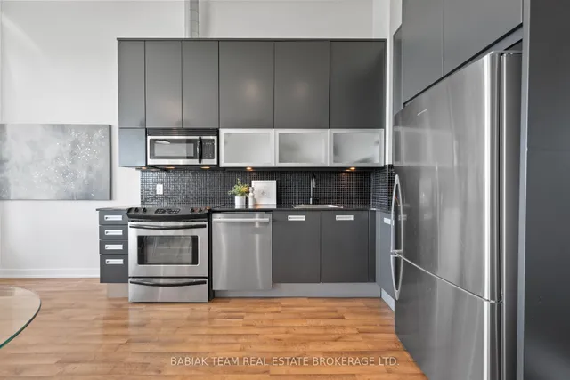 Additional image 6 of 380 Macpherson Ave Unit 340