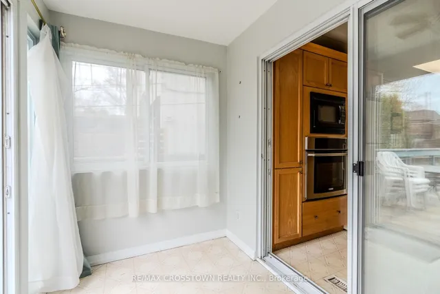 Additional image 18 of 53 Badgerow Ave