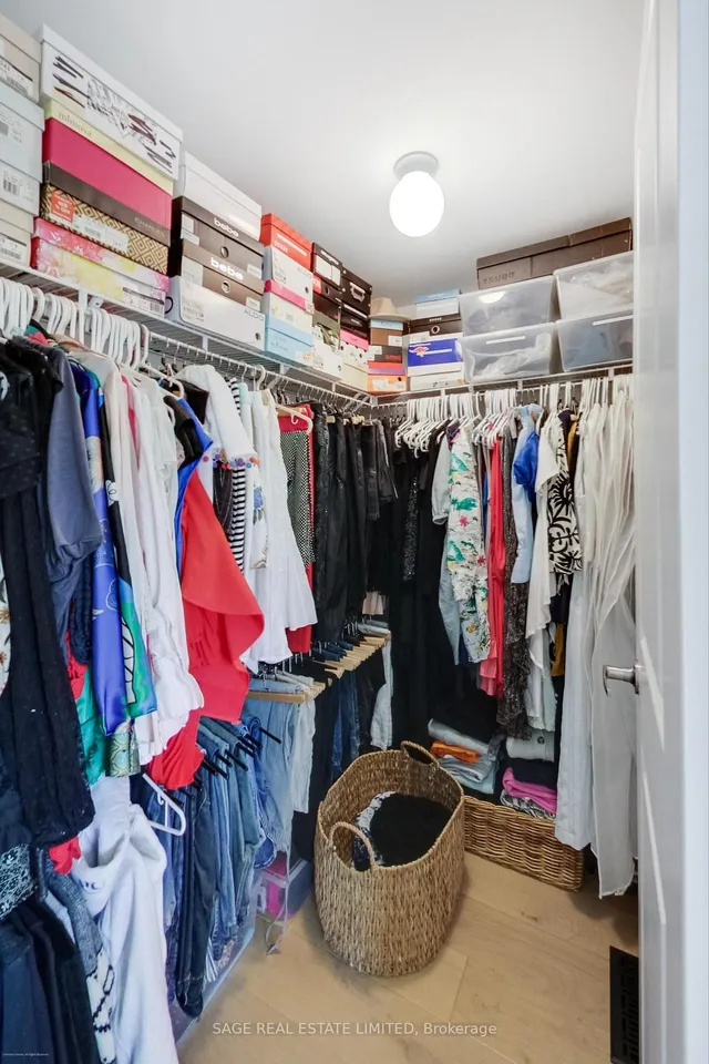 Additional image 26 of 66 Pony Farm Dr