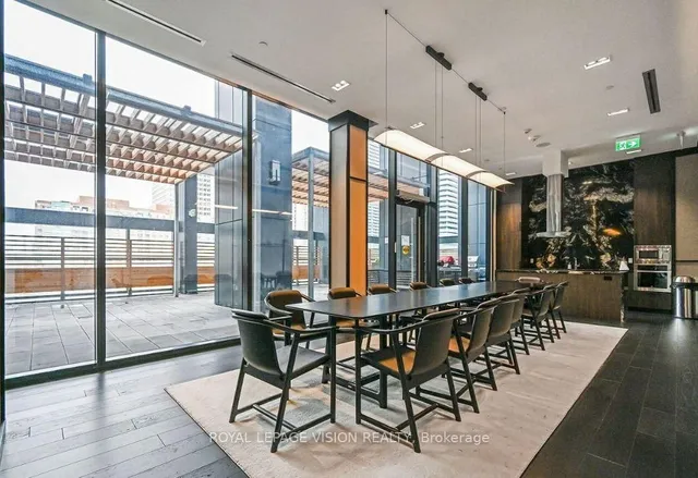 Additional image 29 of 501 Yonge St Unit 4508