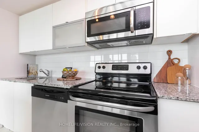 Additional image 11 of 55 East Liberty St Unit 315