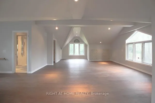 Additional image 21 of 144 Wellington St